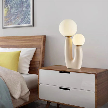 Moderne Tafellamp met Dubbele Bollen - Uniek Design en Zachte Gloed